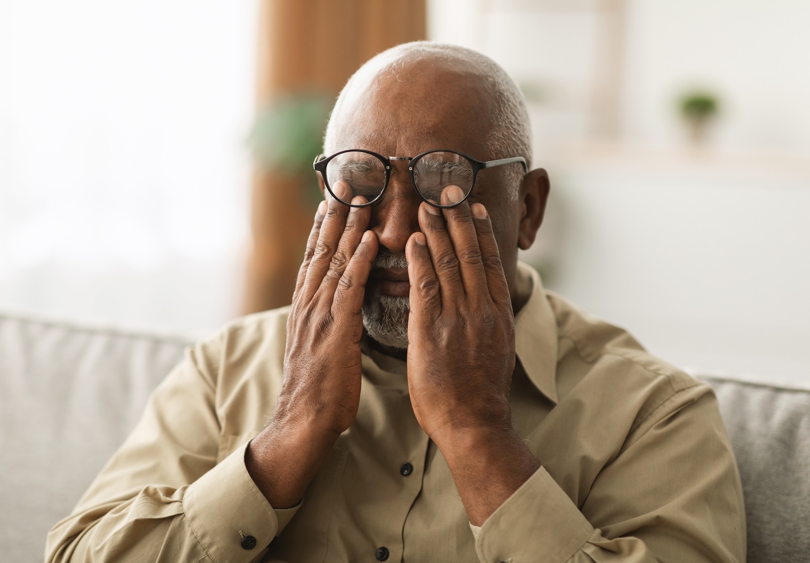 Plaquenil Toxicity Eye Pain and Discomfort